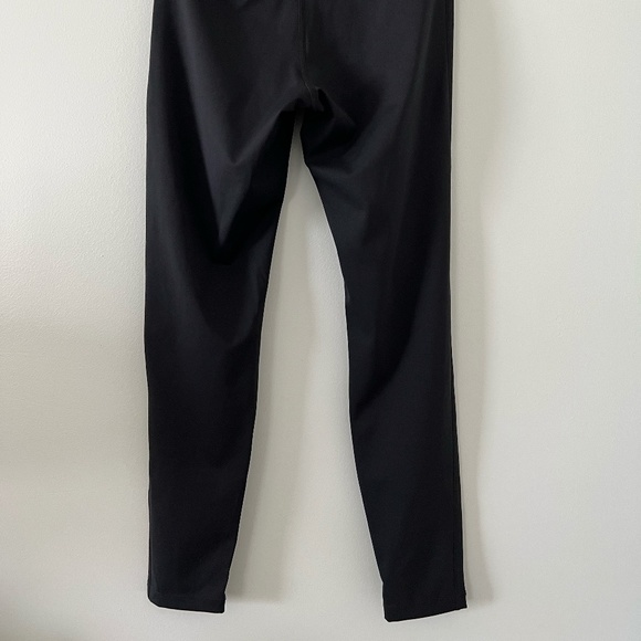 ZYIA Black Ripped Front Leggings Size 2 - Picture 6 of 9